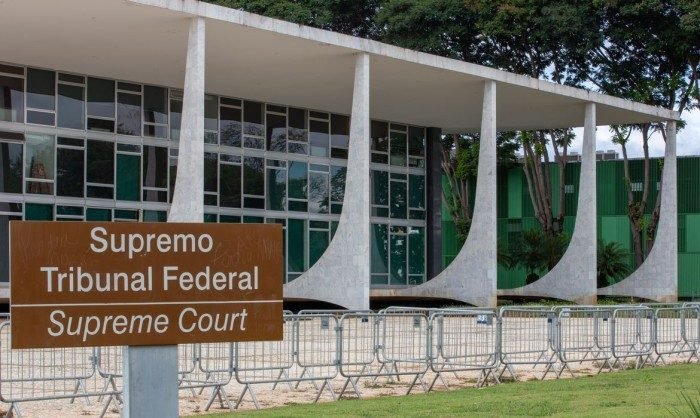 Moraes marca para 28 de julho depoimento de Flávio Bolsonaro à PF